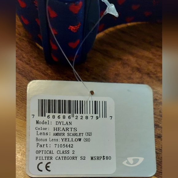 GIRO Dylan Anti-fog ski goggles Amber Scarlet/yellow lens. Brand new, never used - Picture 6 of 16